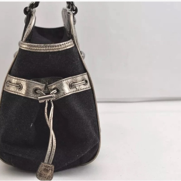 Authentic Burberry Blue Label wool and leather shoulder bag. Unique. - Picture 6 of 12